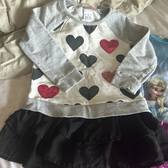 10 Piece Girls 4/4T Clothing Bundle - Picture 7 of 9